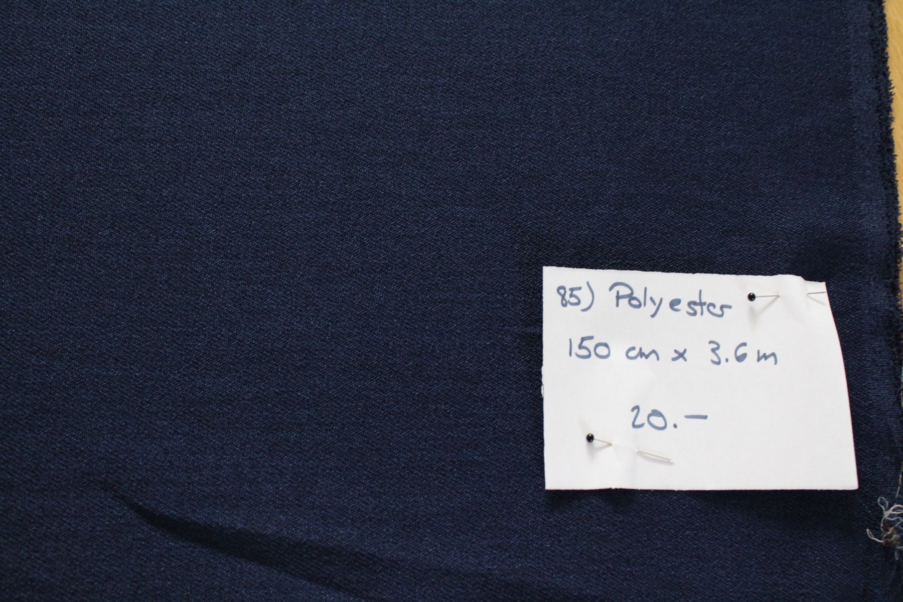 Tissus: Polyester-Stoff – Neuf (Voir description) à Zürich par yvo_9d6l