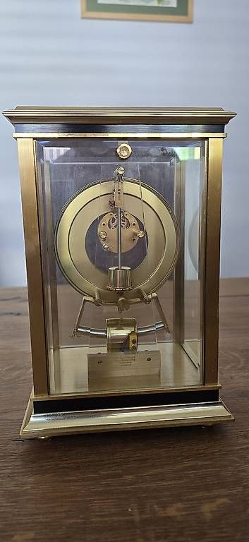 Stand- & Wanduhren: Vintage Tischuhr  – Gebraucht aus Schlieren von kat_t6xw 1