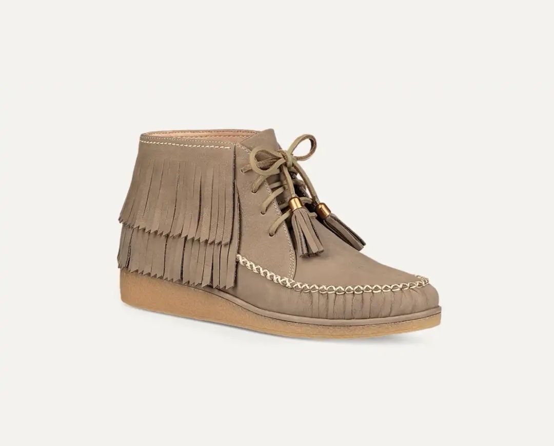 Ugg Scarpe da donna: UGGS Caleb, neu und ungetragen – Nuovo (secondo la descrizione) da Uerikon venduto da pink_flamingo