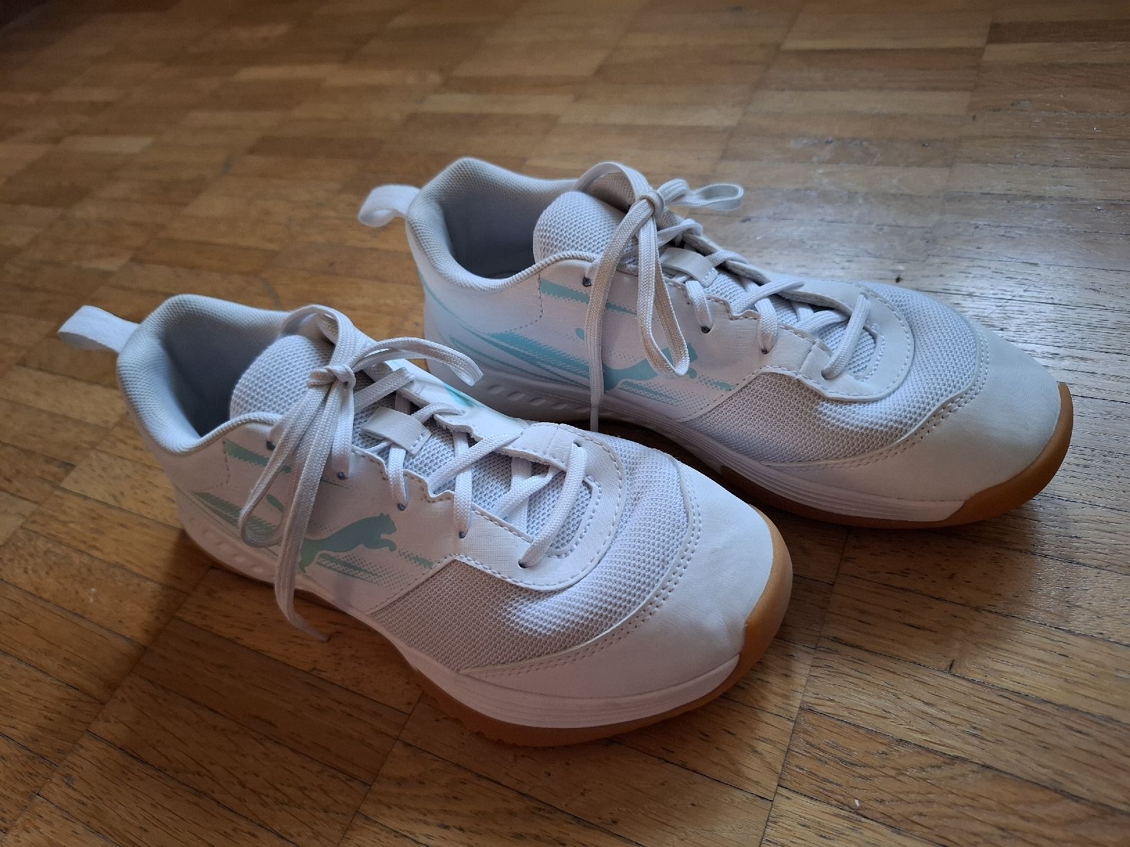 Puma Scarpe per ragazzi: Hallenschuhe Puma Grösse 36 – Usato da Maur venduto da Katzerina