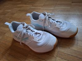 Hallenschuhe Puma Grösse 36