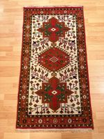 Schöner Orientteppich handgeknüpft, robust, 150x80 cm