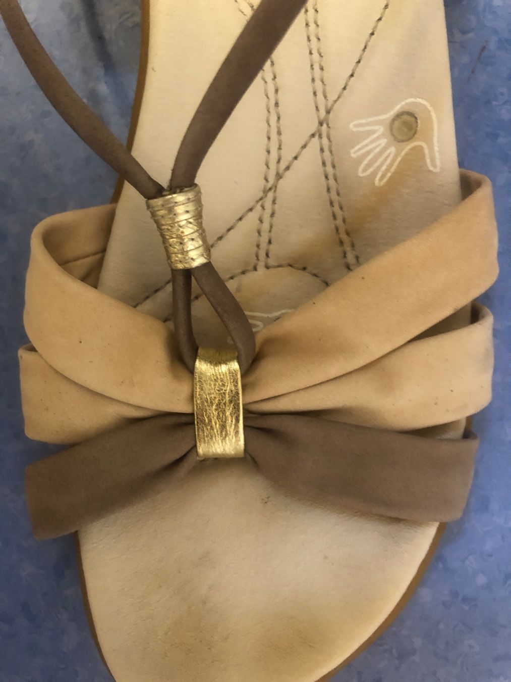 Scarpe da donna: Sandalen Touch Me Bata beige Creme Gold – Usato da Scuol venduto da Lotus2020 4