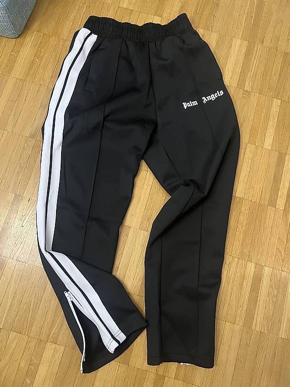 Hosen: Palm Angels - Trainingshose M – Gebraucht aus Urdorf von Marybyii