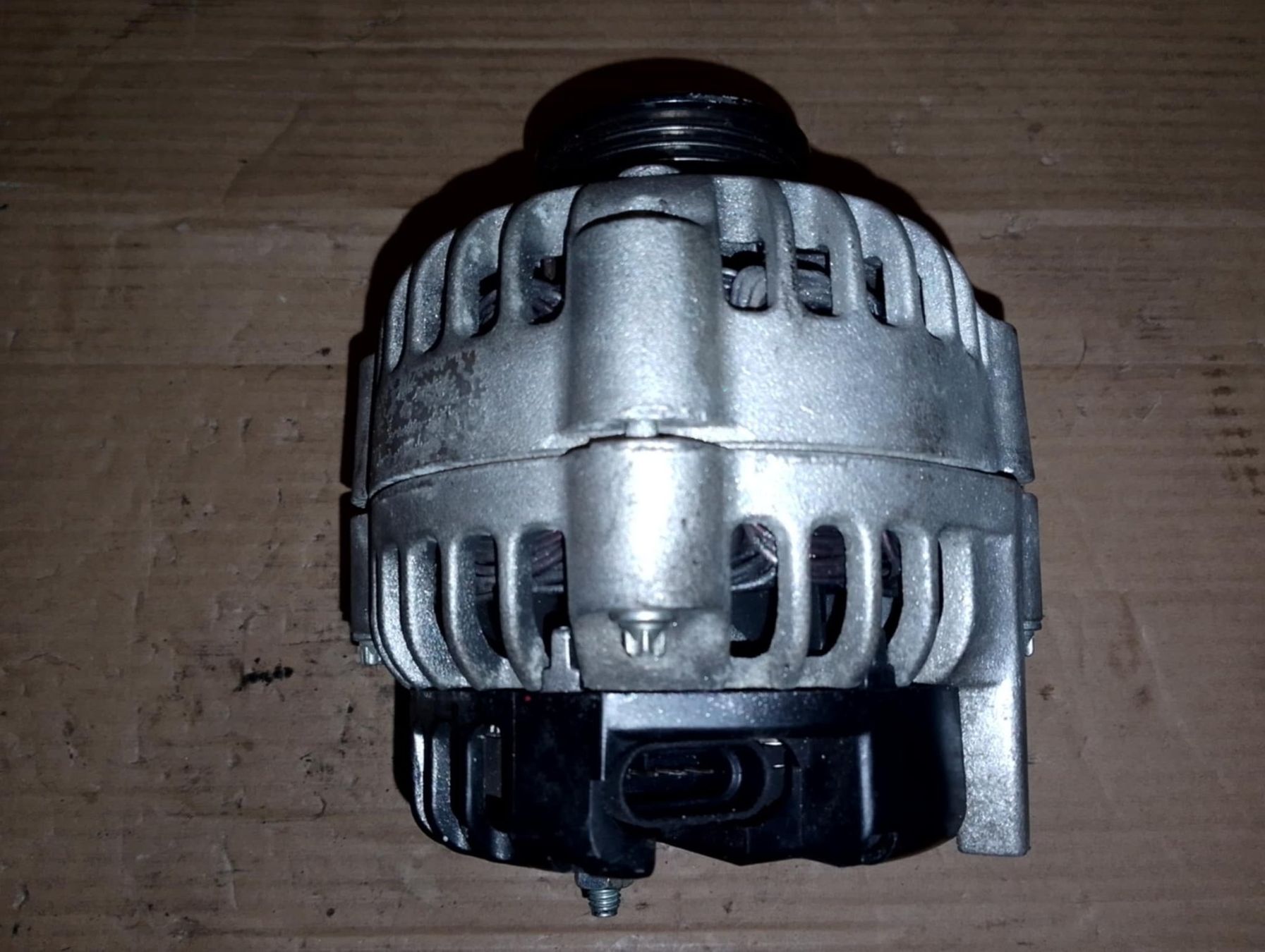 GM Tutti pezzi di ricambio auto: Alternator  Camaro Firebird – Usato da Niedergösgen venduto da usc_tt5r