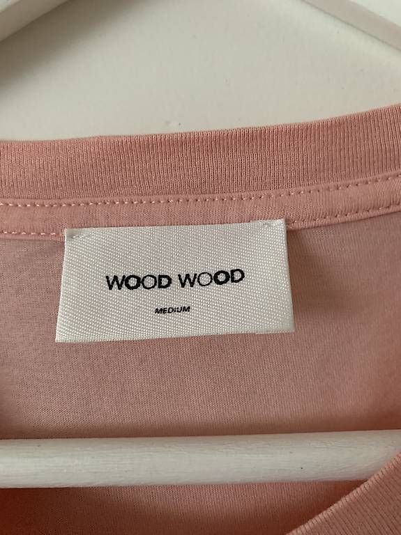 T-shirt: Shirt von WOODWOOD – Usato da Zürich venduto da Lea036 1