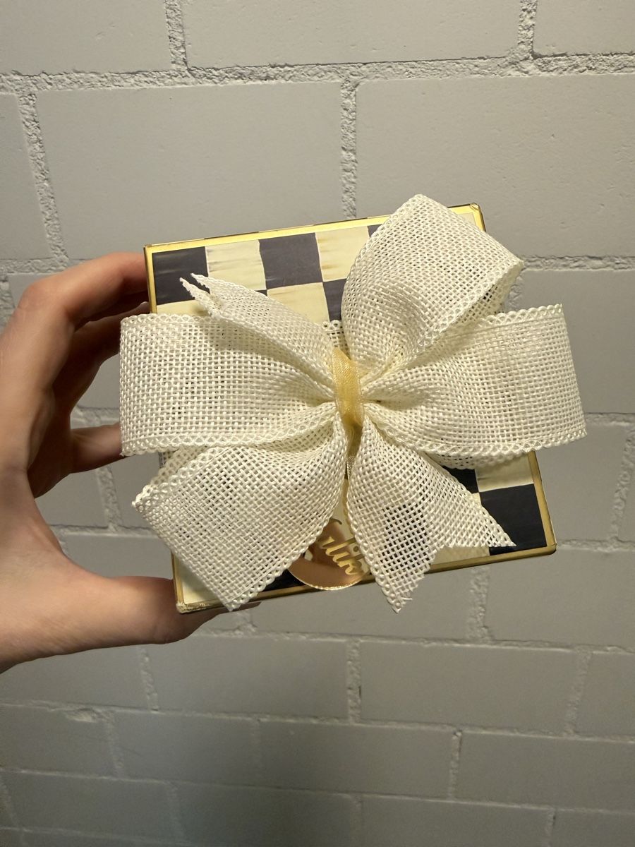 Tutte le decorazioni: Geschenkbox Schachmuster schwarz/weiss mit Schleife! – Nuovo e nell'imballaggio originale da Dübendorf venduto da cel_5zgz 2