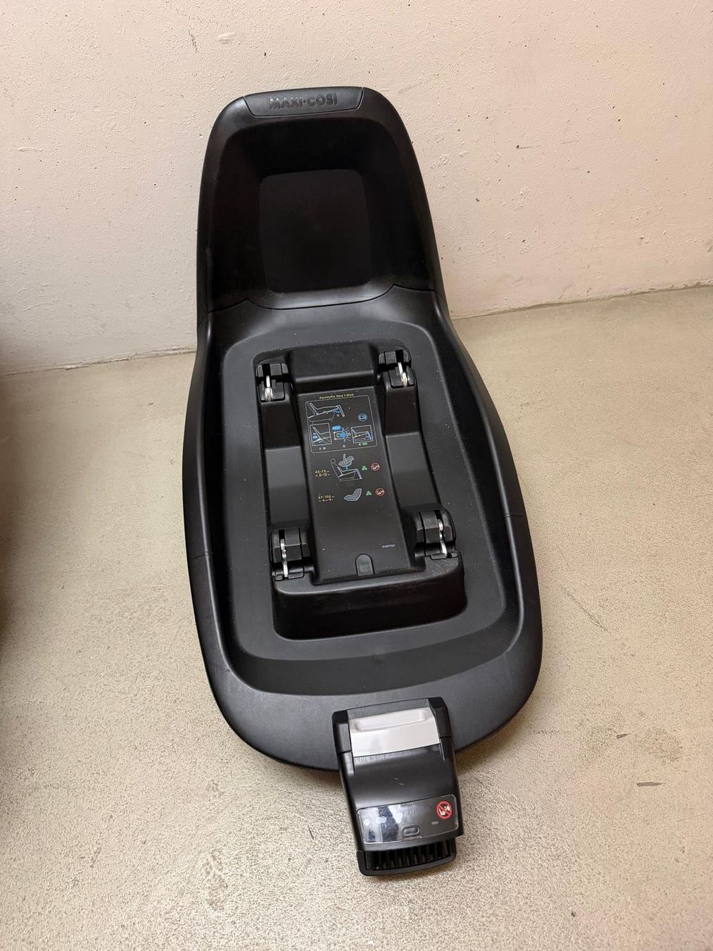 Maxi-Cosi Seggiolini per auto: Maxicosi + Isofix – Usato da Diessenhofen venduto da Carolinna 5