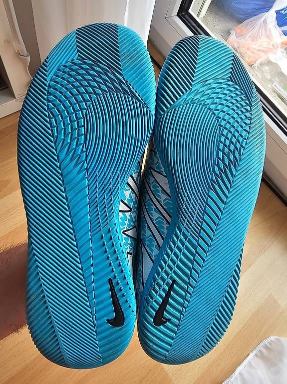 Nike Scarpe per ragazzi: Turnschuhe Nike – Usato da Zürich venduto da bil_s7tp 3