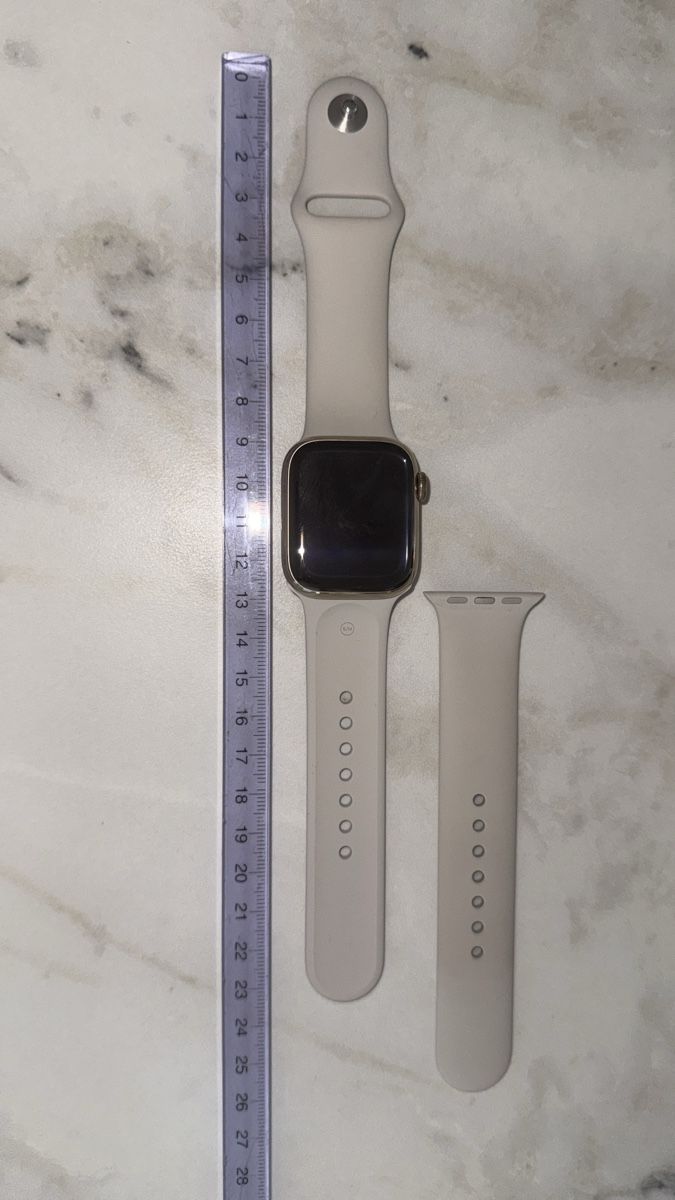 Apple Smartwatch: Apple Watch  – Neu (gemäss Beschreibung) aus Wil SG von kal_q9nz 8