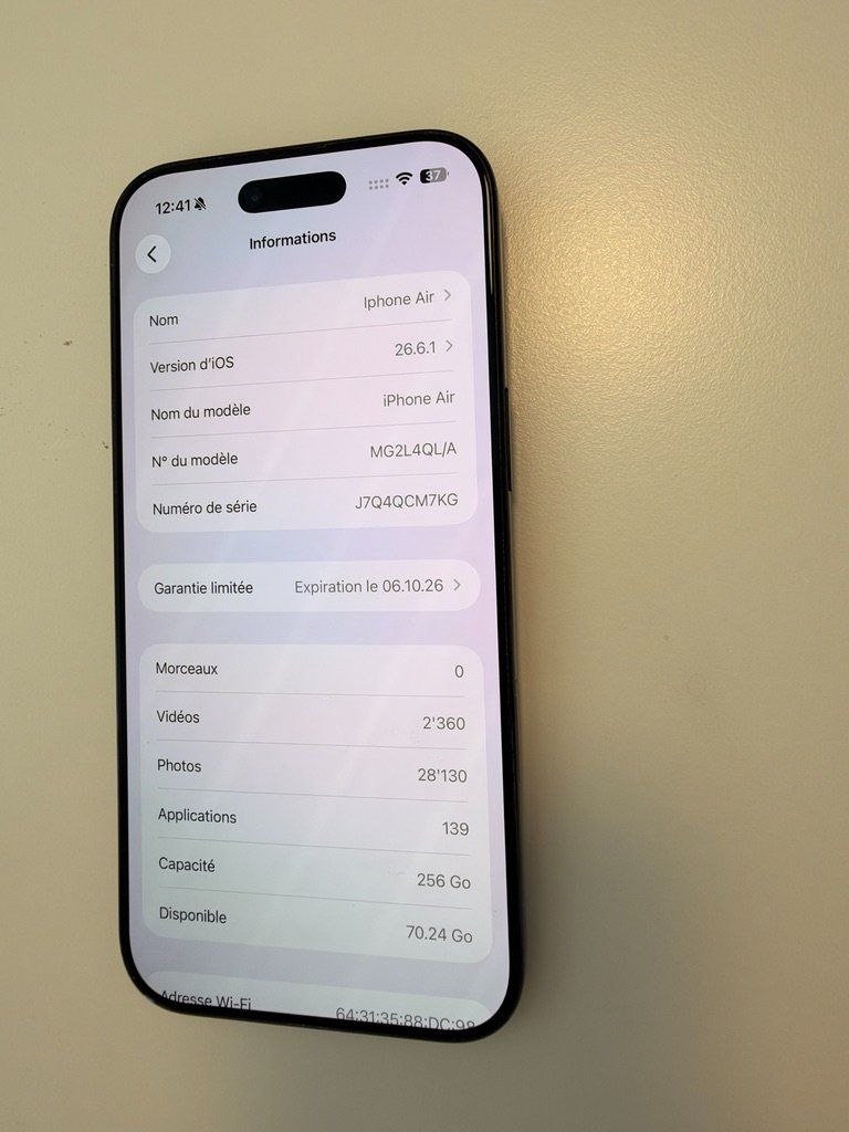 Apple Portables: Apple iPhone Air 256Go noir – D'occasion à Montreux par lmarthaler 2