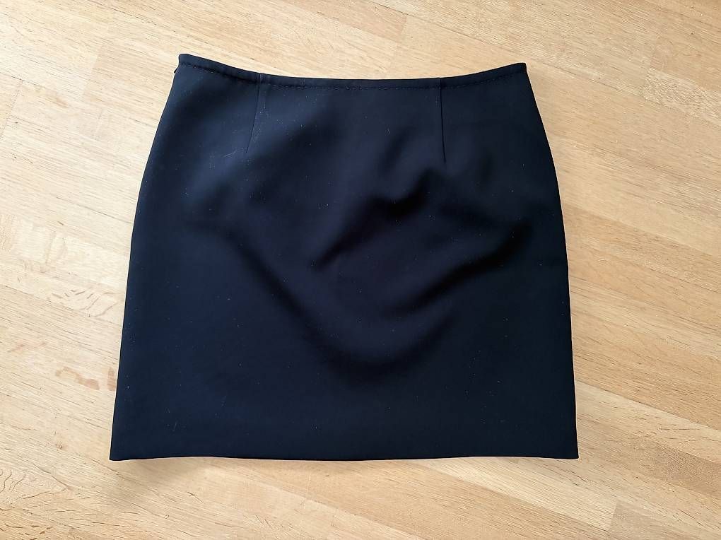 Gonne: Schwarzer eleganter Max Mara Rock Gr. L – Usato da Schliern b. Köniz venduto da tezi 1