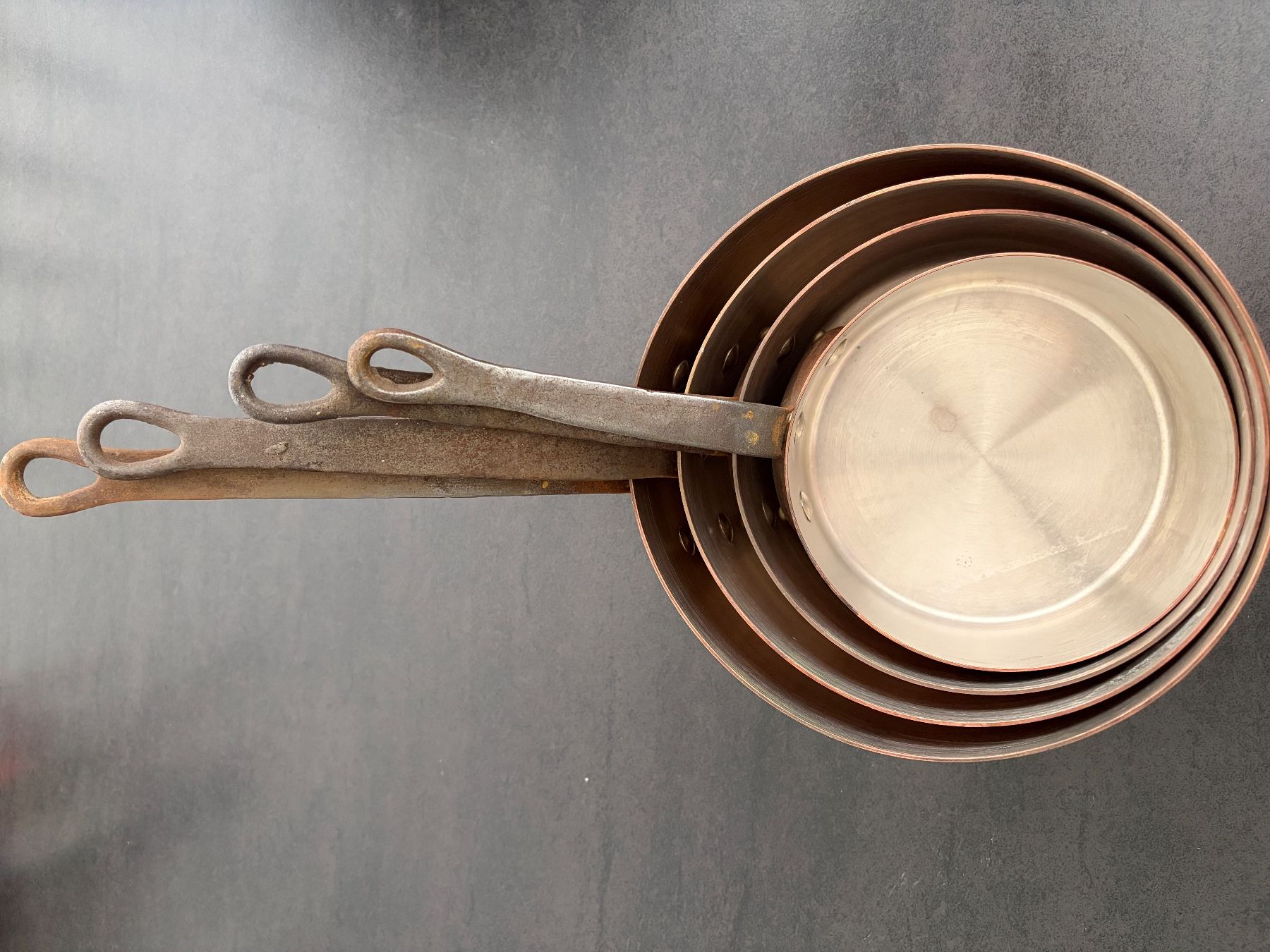 Casseroles: Ensemble de 4 casseroles en cuivre – D'occasion à Mézières VD par kha_85m2 1
