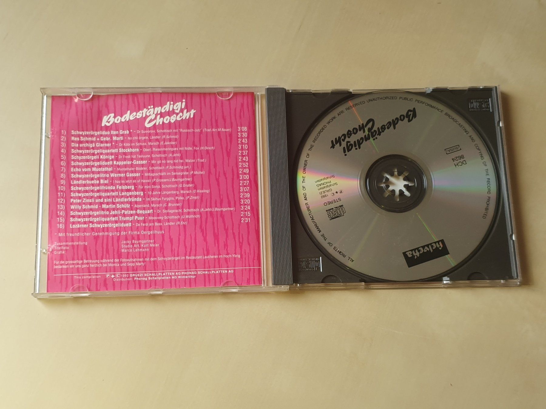 CDs: Bodeständigi Choscht mit em Schwyzerörgeli – D'occasion à Stansstad par collectorsshop 2