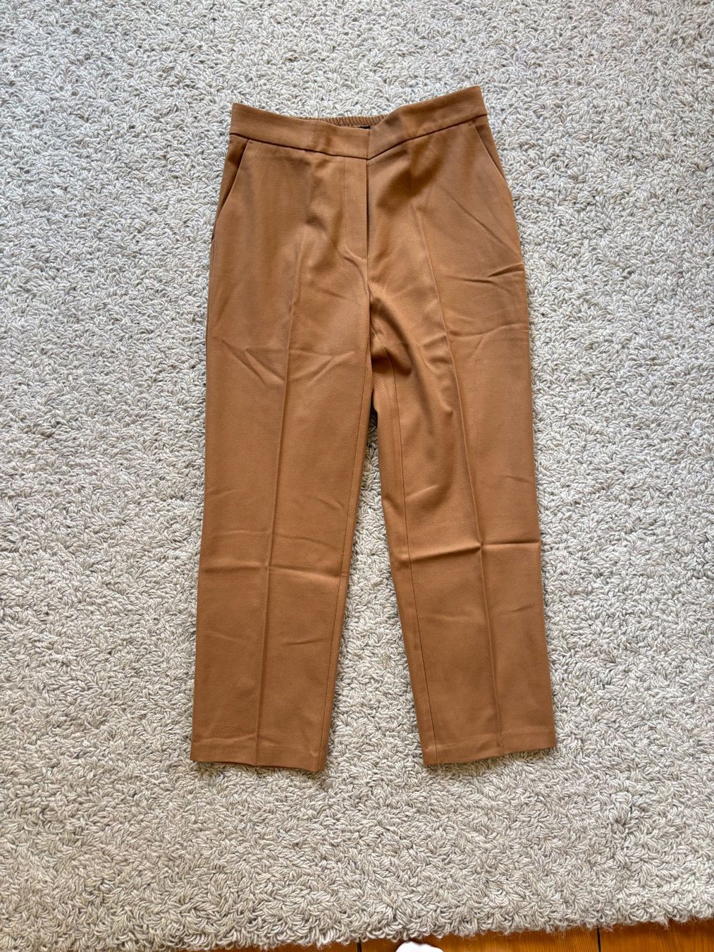 Zara Pantaloni: Zara Basics braune Casual Hose S – Usato da Chur venduto da loh_77t8