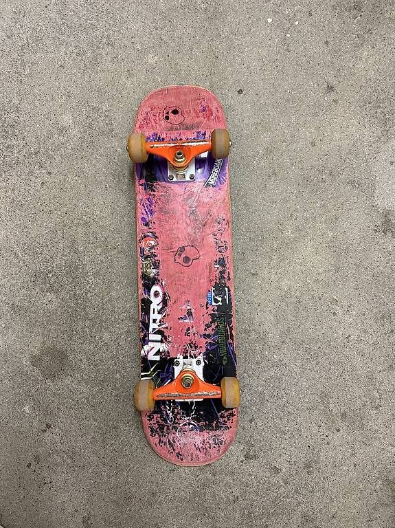 Skateboards: Skateboard  – Usato da Thalwil venduto da sev_h9zv