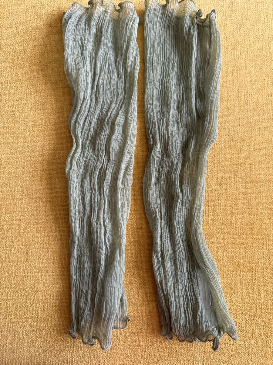 Autres vêtements & accessoires: Armstulpen Seide – Neuf (Voir description) à Feusisberg par Mila1122 1