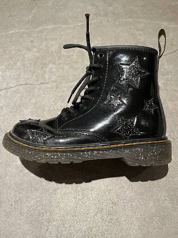 Dr. Martens Scarpe per ragazzi: Dr. Martens Kinder Gr. 31 – Usato da Biasca venduto da remmyrem