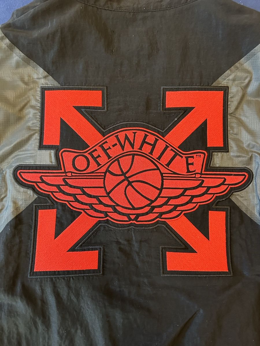 Giacche: OFF WHITE x Jordan Jacke – Nuovo (secondo la descrizione) da Horgen venduto da cec_6ylq 2