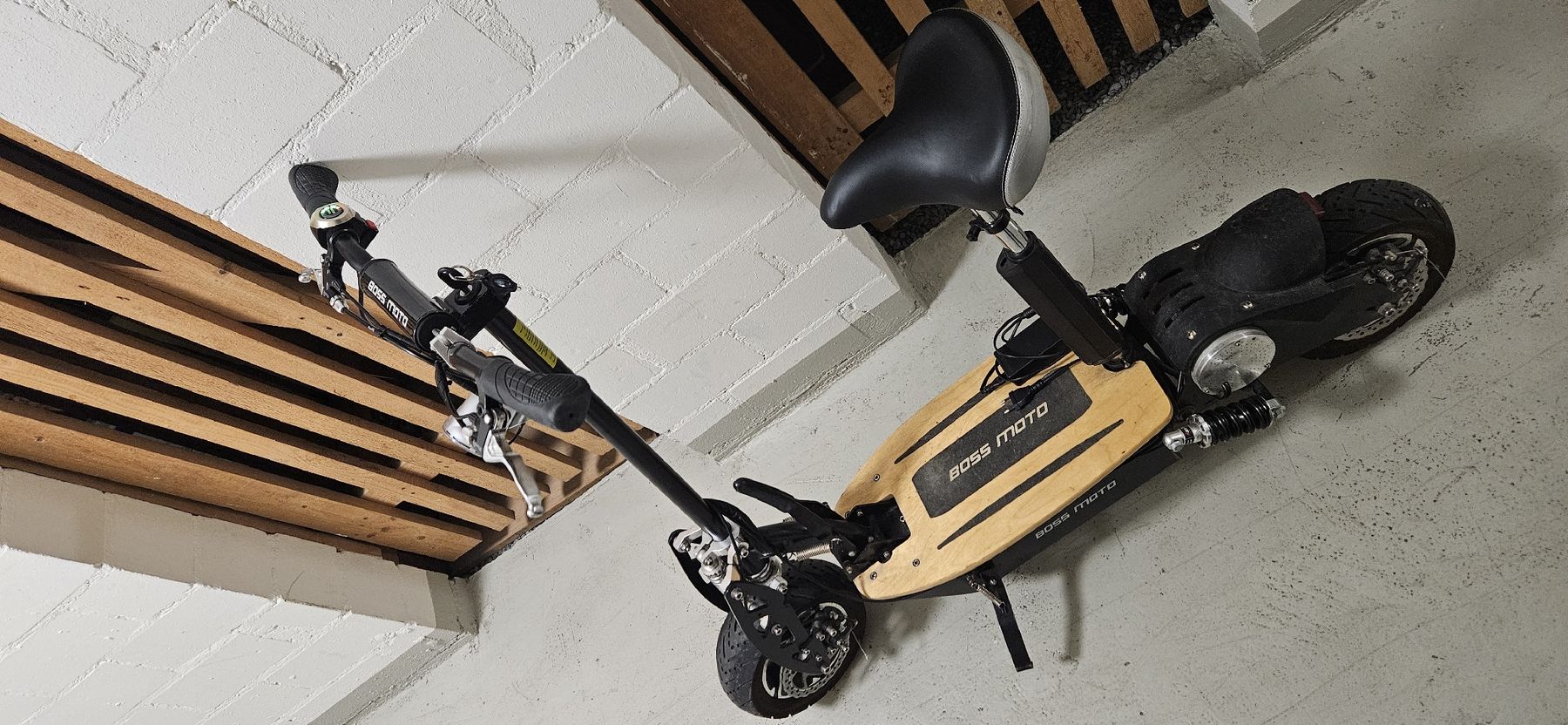 Elektromobile: E-Scooter – Neu und originalverpackt aus Berneck von mau_6z9r 3