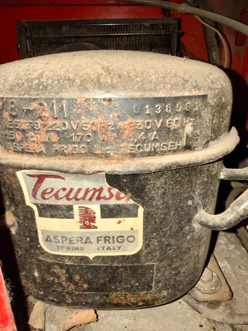 Coca-Cola Autres pour la gastronomie & hôtellerie: Coca Cola Automat nostalgisch – D'occasion à Rossrüti par Workoholic63 1