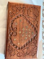 Vintage Holzschmuckkästchen mit Herzmuster
