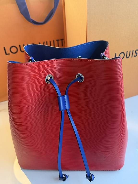 Borse da donna: Leder Tasche von Louis Vuitton – Nuovo (secondo la descrizione) da Glattpark(Opfikon) venduto da Khajo