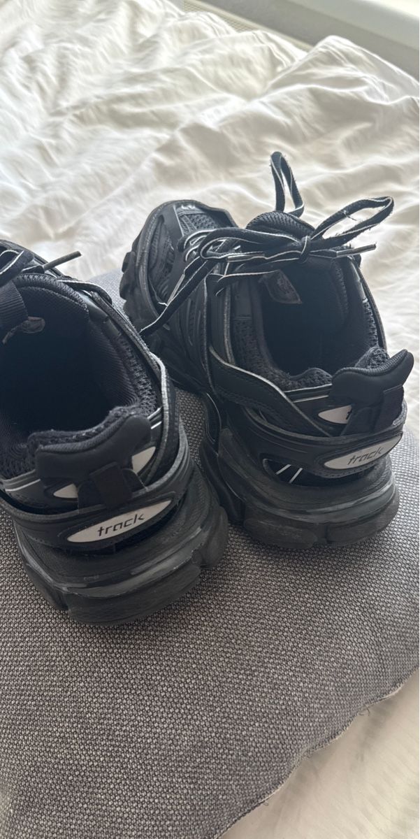 Scarpe da donna: Tracks Balenciaga Schwarz  – Usato da Kappel SO venduto da fus_5ynp