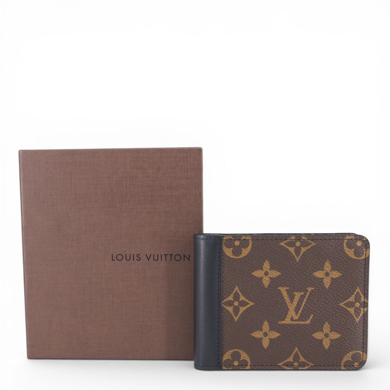 Louis Vuitton Portafogli: Louis Vuitton Portemonnaie Multiple Monogram Macassar – Usato da Binningen venduto da Designerlabels 1