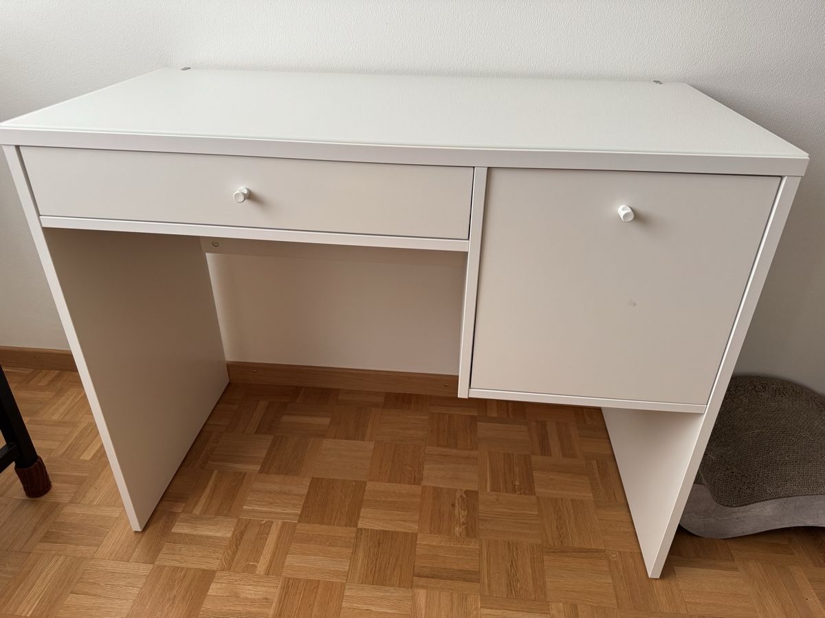 Ikea Coiffeuses: Schminktisch – D'occasion à Luzern par MsArcal