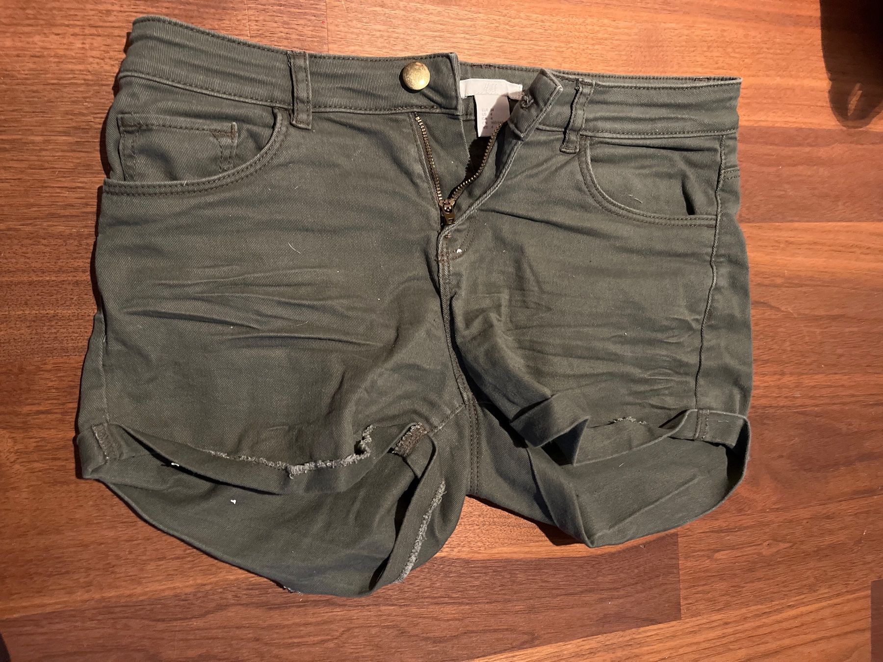 H&M Pantaloni: Shorts 34 – Usato da Andelfingen venduto da estark