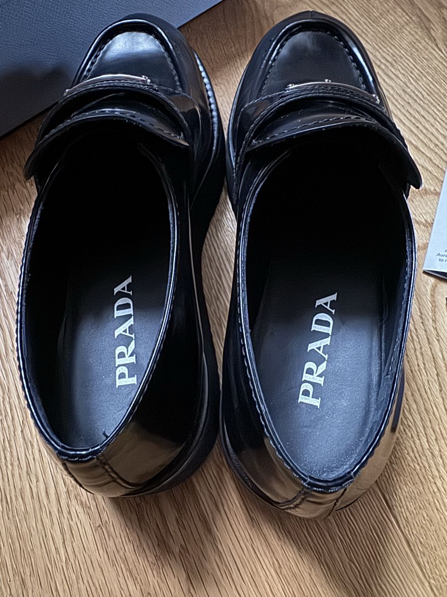 Prada Scarpe da donna: Prada Lackleder Loafers, Grösse 38, Schwarz – Nuovo (secondo la descrizione) da Seon venduto da noe_zz6w 1