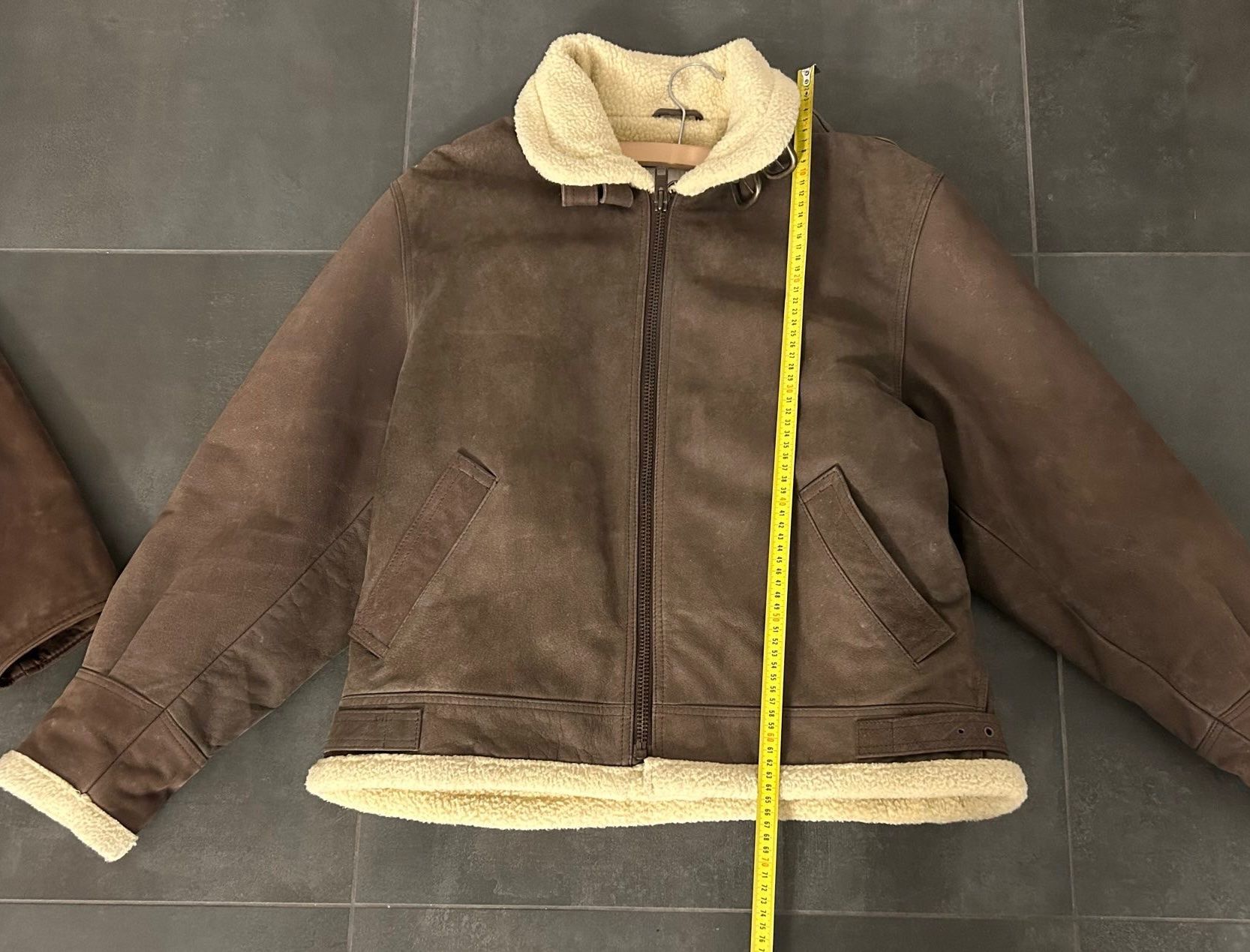 Giacche: US Airforce Lederjacke, neu – Nuovo (secondo la descrizione) da Hofstetten SO venduto da Elbi 4