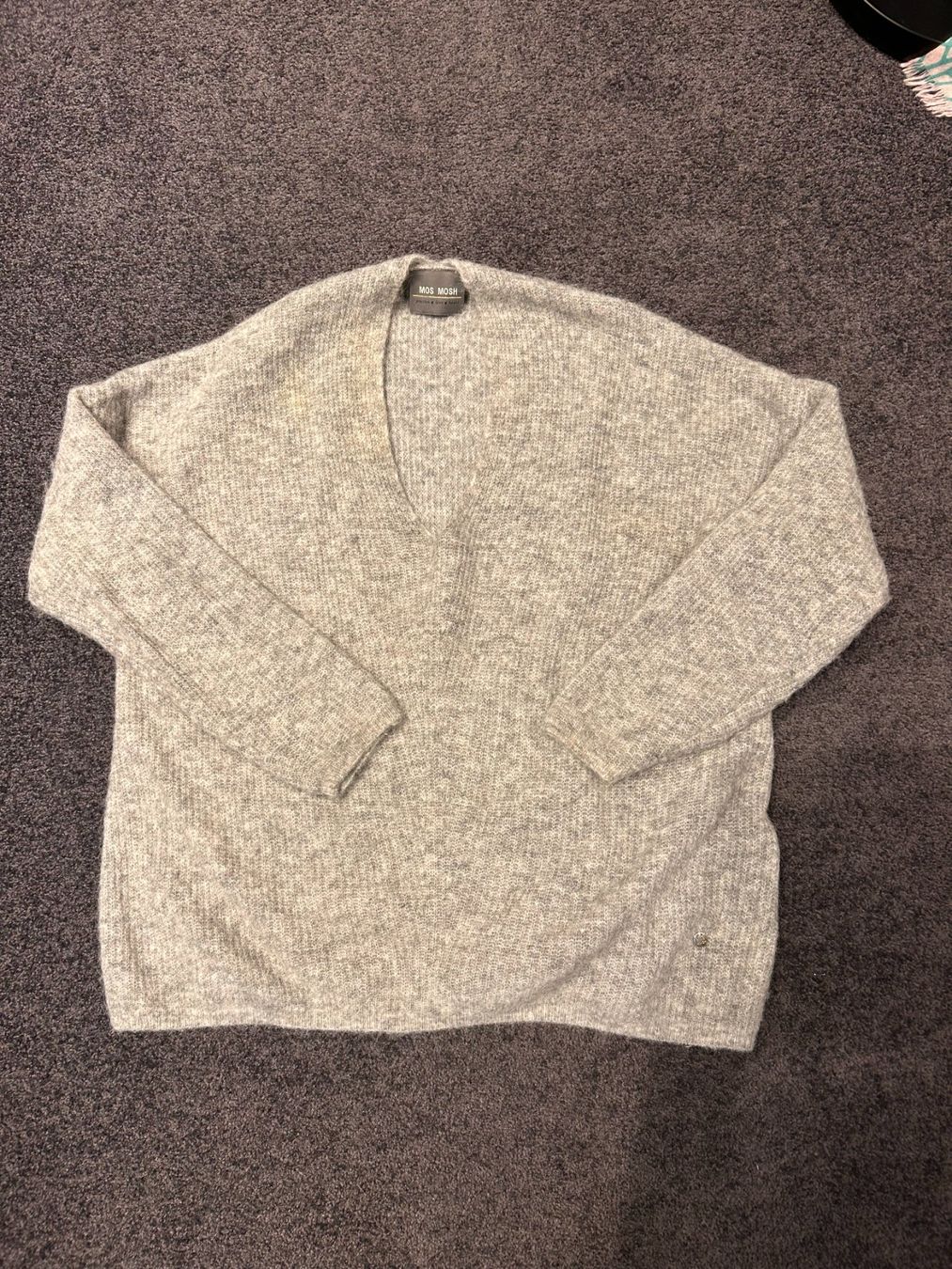 Mos mosh Maglioni & Felpe: Schöner MOS MOSH-Pullover "Thora V-Neck" in Grösse S – Usato da Jona venduto da Kleider-Fee