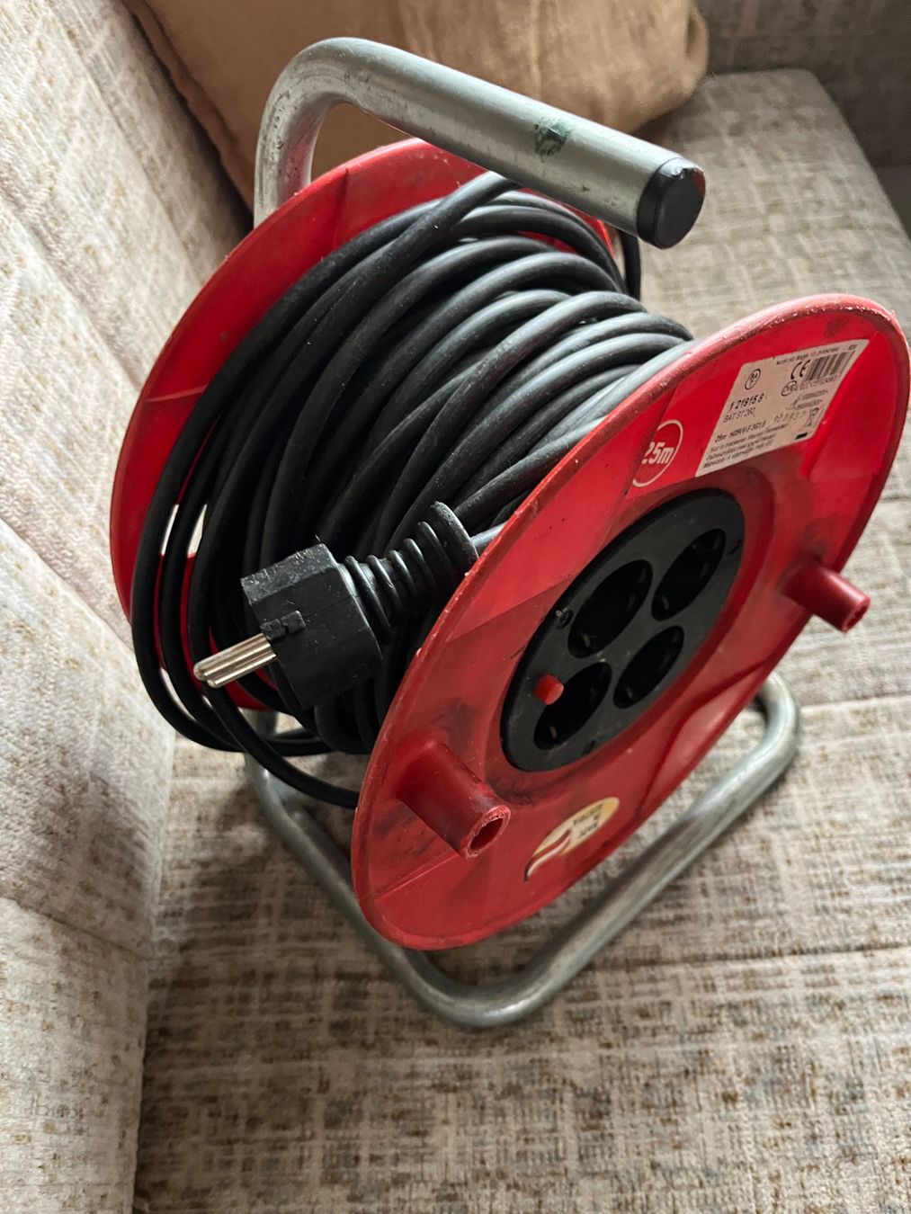 Cavi: Verlängerungs kabel 25meter – Usato da Sachseln venduto da nel_d6m9