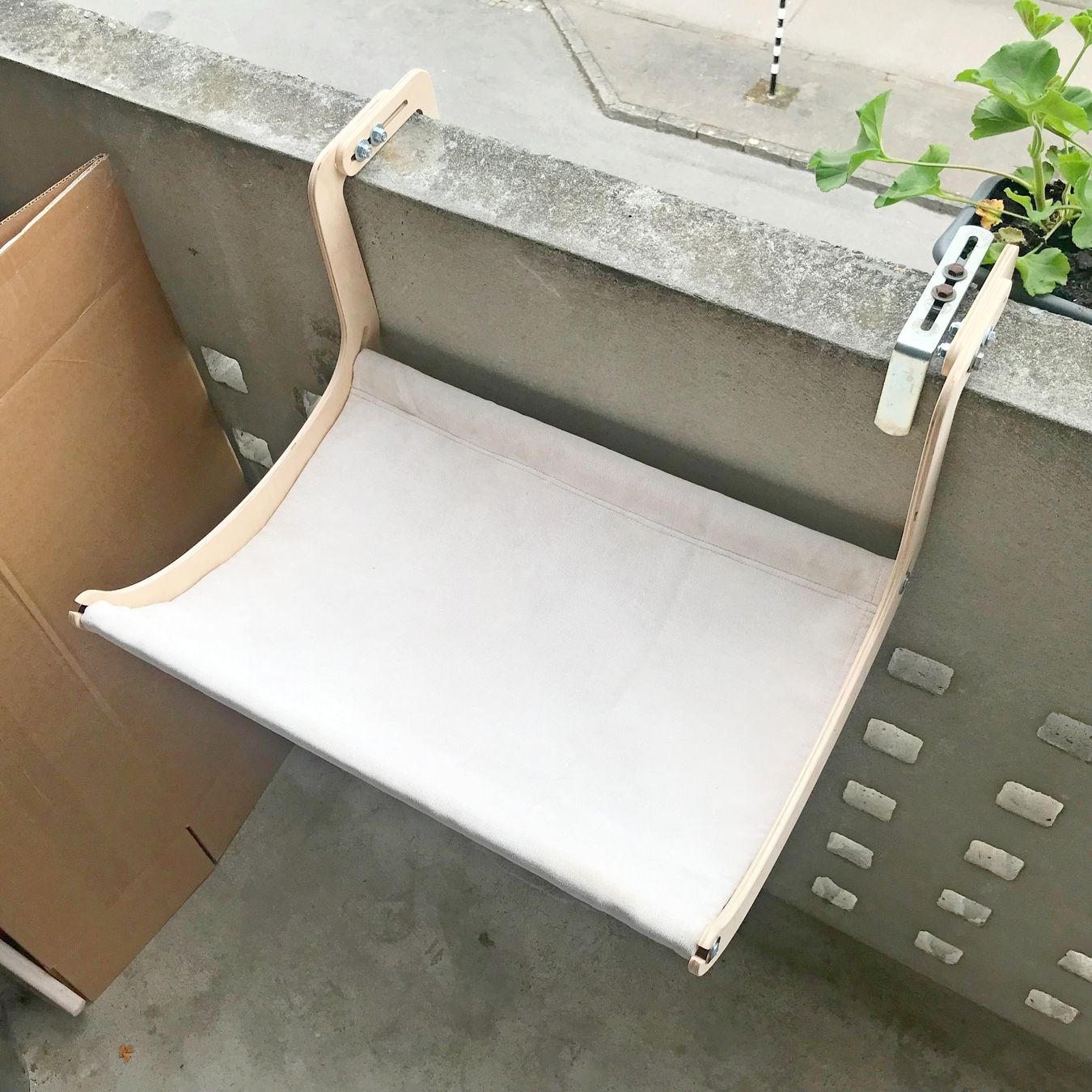 Cucce & Letti: Katzenhängematten. Ein Katzengeschenk. Handgefertigt – Nuovo e nell'imballaggio originale da Bern venduto da Viccot 2