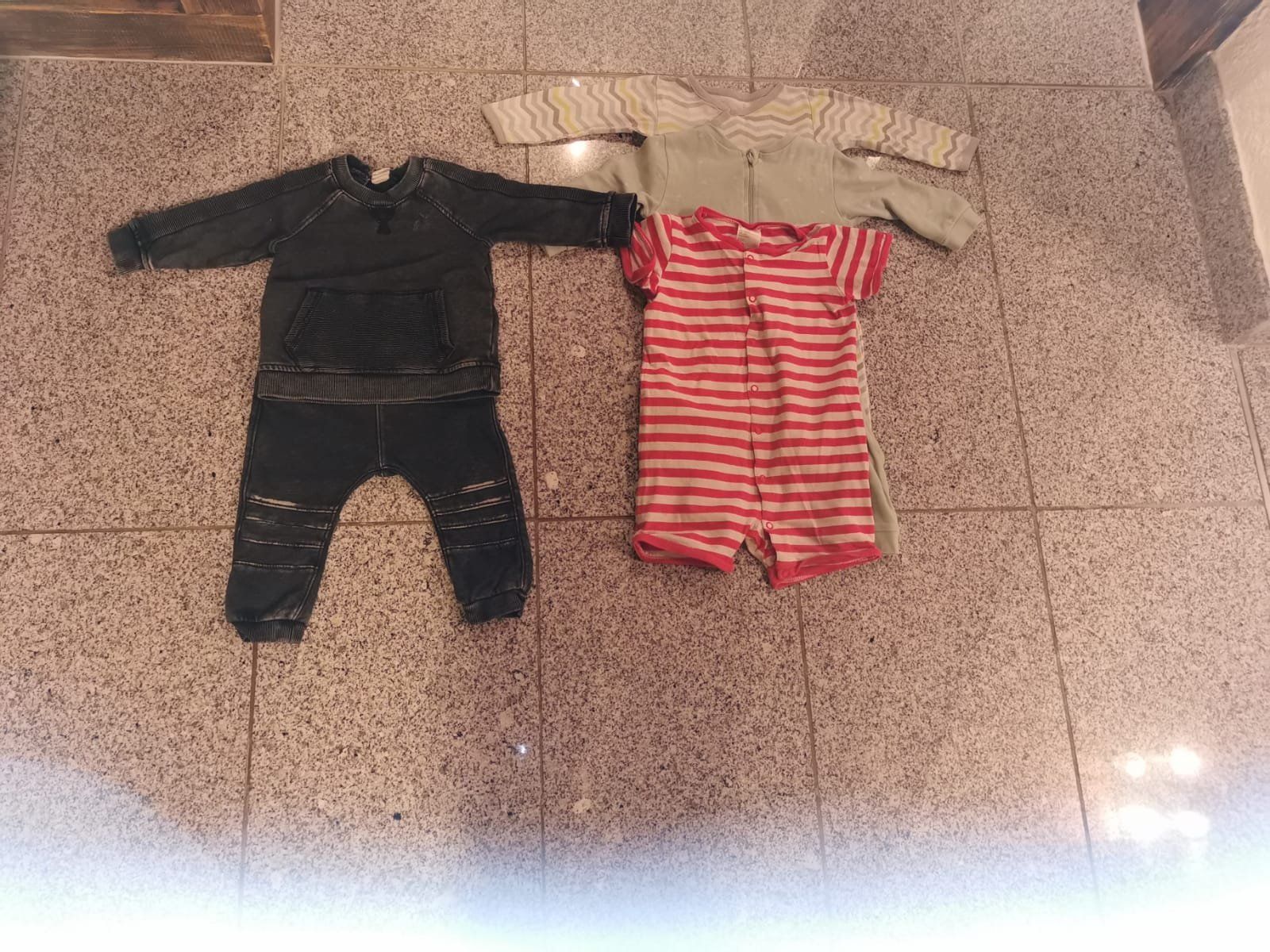 Lotti & Set di vestiti: Kleiderpacket Gr.74 – Usato da Zufikon venduto da Angi41