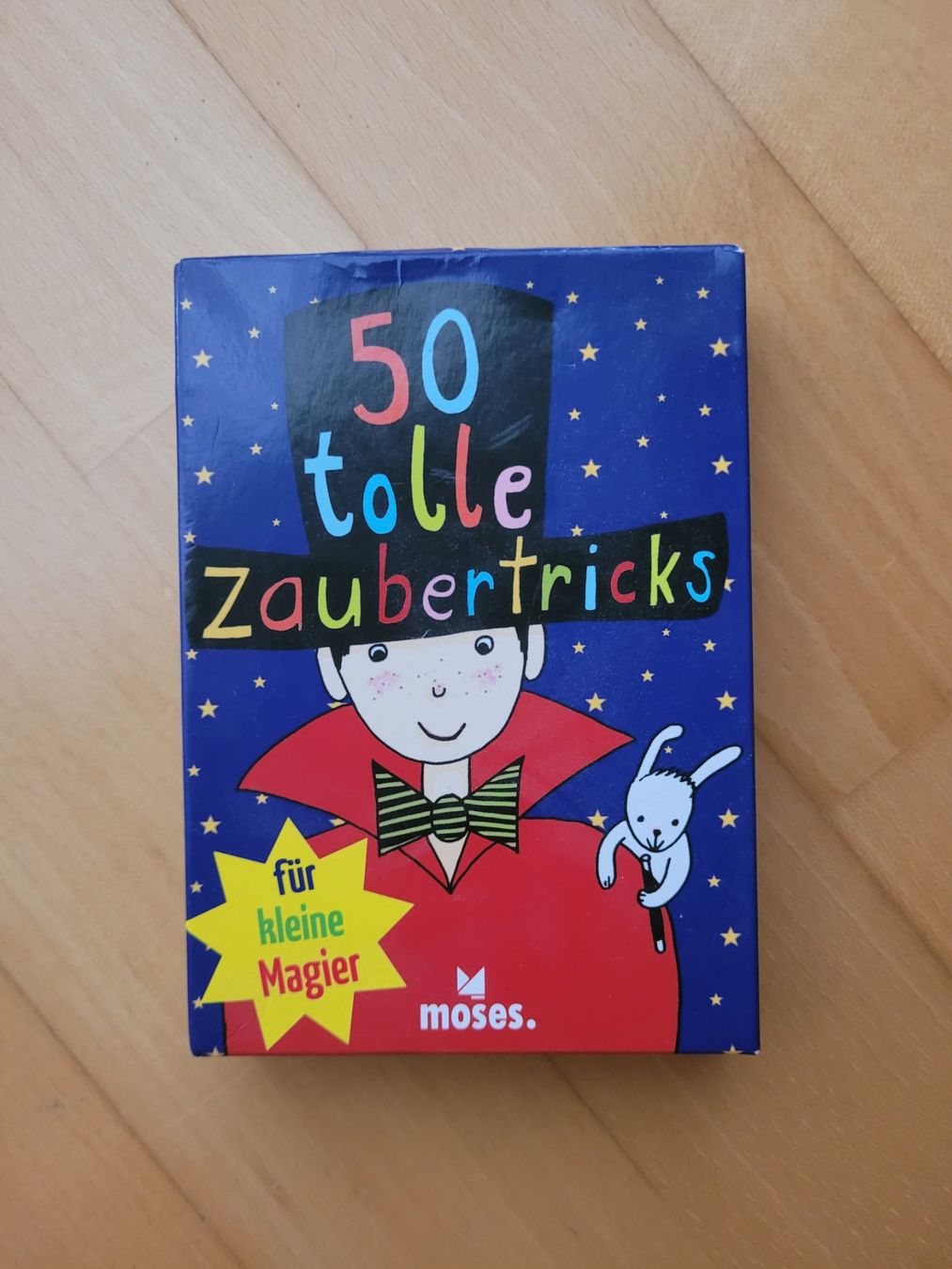 Spiele: 52 Zaubertricks("50 tolle Zaubertricks" + zwei weitere) – Gebraucht aus Spiez von Aprikose25 1