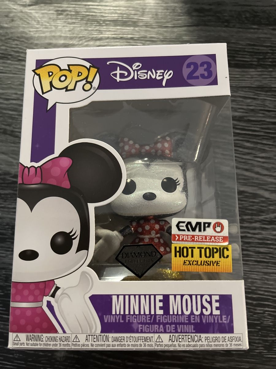 Funko Statuette: Funko Pop Minnie Mouse Diamond Glitter 23 – Usato da Yverdon-les-Bains venduto da vin_95zk
