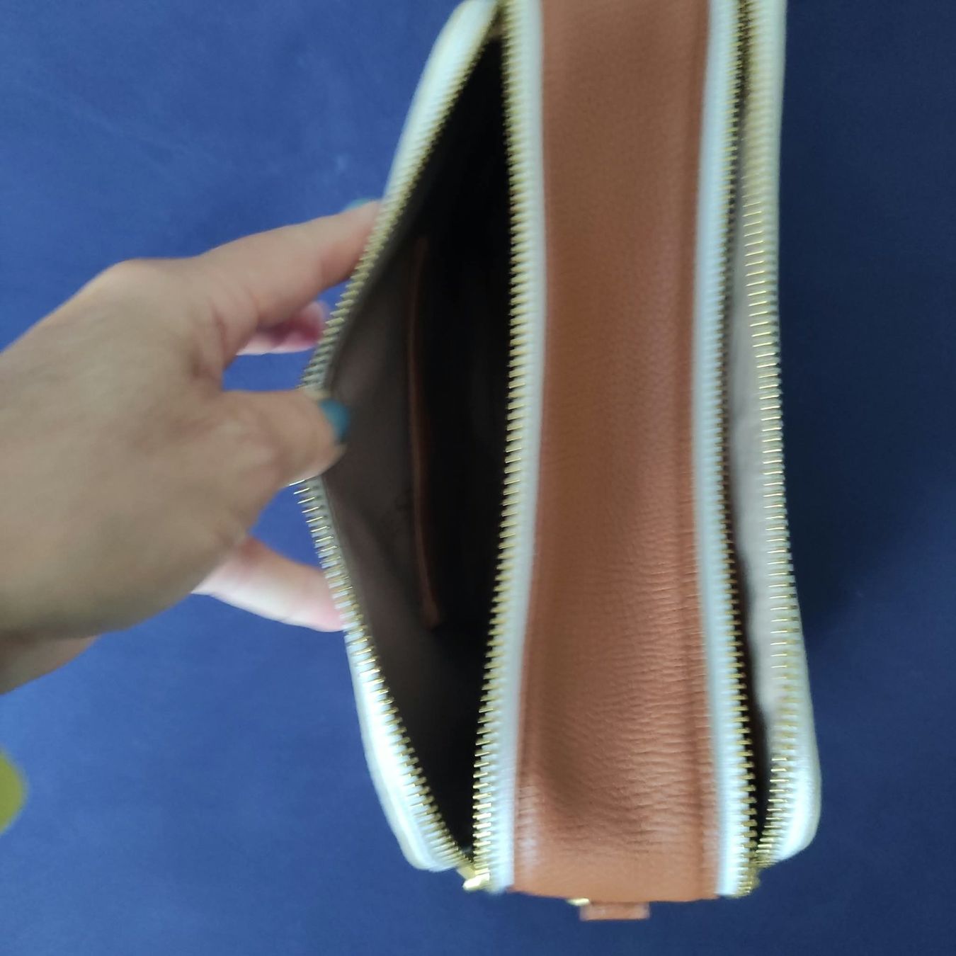 Guess Taschen für Damen: Guess Tasche – Gebraucht aus Goldau von annalena44 3