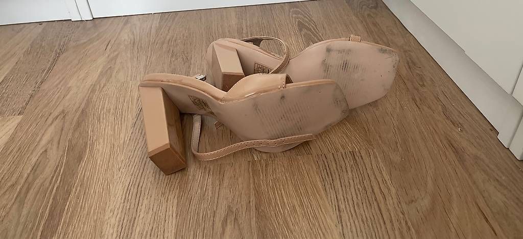 Scarpe da donna: High Heels in Grösse 39 – Usato da Abtwil SG venduto da Allyv 2