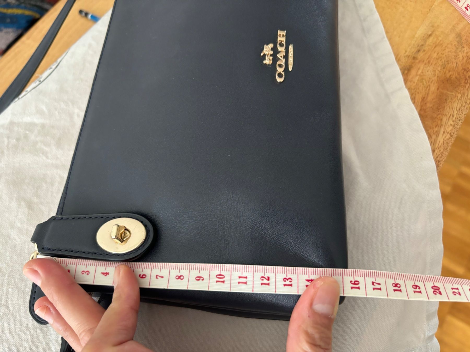 Coach Taschen für Damen: Coach cross body bag – Gebraucht aus Rapperswil SG von  4