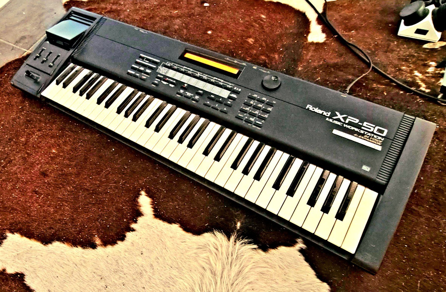 Roland Strumenti musicali: Roland XP50 - Music Workstation - 64 voice - 4 x expansion – Usato da Egnach venduto da ASTROFRITZ 6