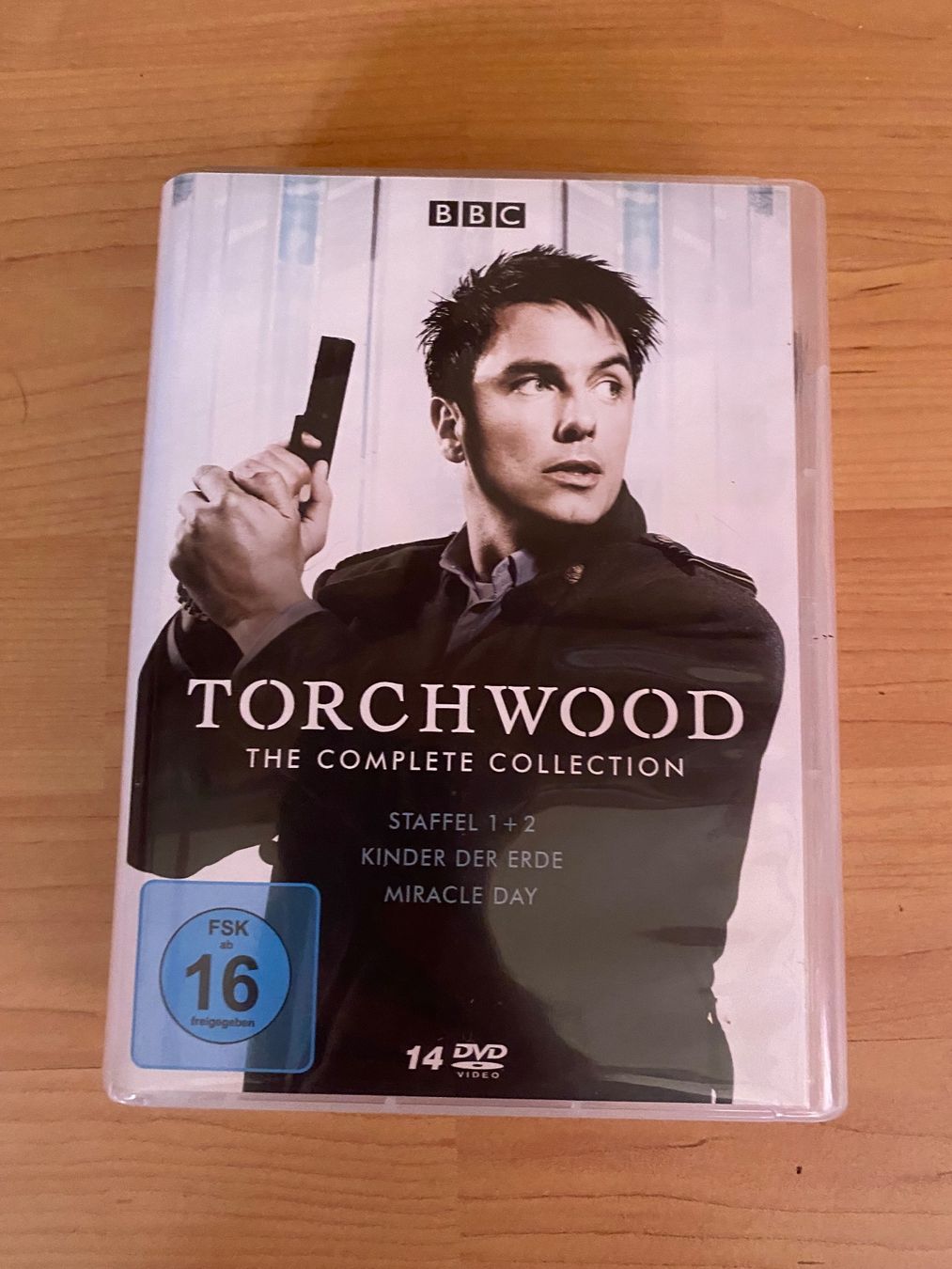 Tutti i DVDs: Torchwood - Die Komplette Serie – Nuovo (secondo la descrizione) da Riemenstalden venduto da engels_z
