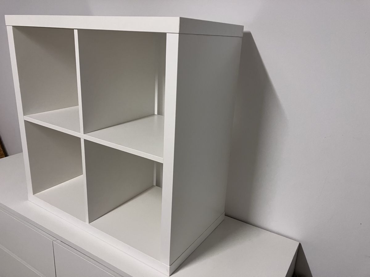 Scaffali: IKEA Kallax Regal weiss 4 Fächer – Usato da Dättwil AG venduto da Datura 1