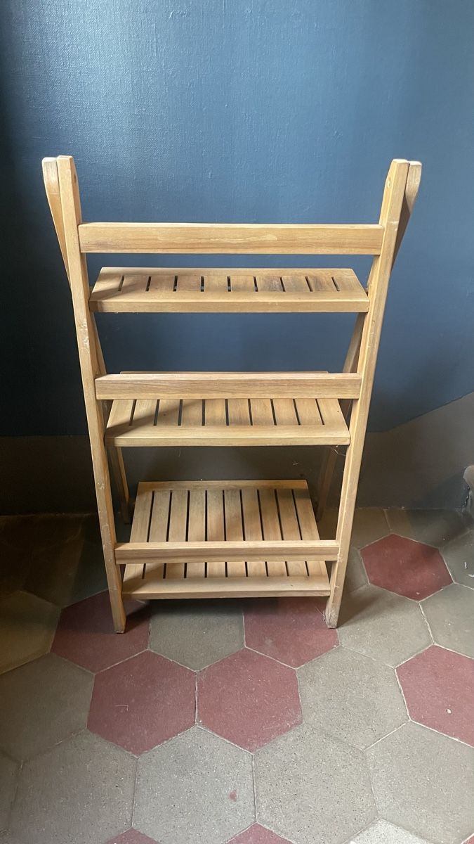 Regale: Stabiles Holzregal, 3 Etagen, Interio – Gebraucht aus Bern von gelbepunkte 5