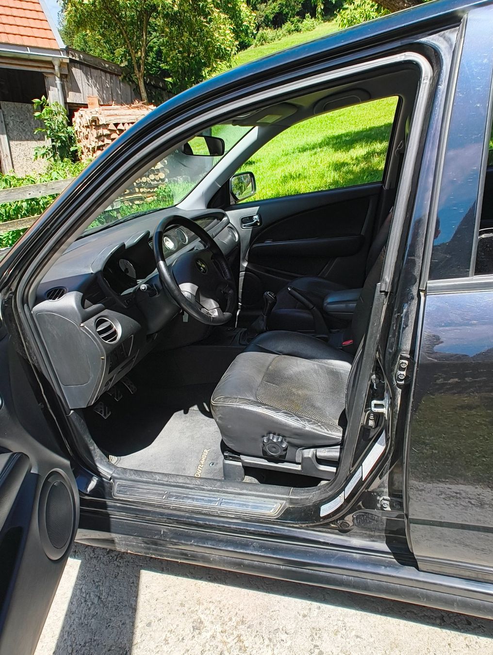 Mitsubishi Automobili: Mitsubishi Outlander 2.0 Turbo B04 – Usato da Mosnang venduto da Reto.klaeger 7