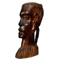 African Carved Head in ebony 20th century
