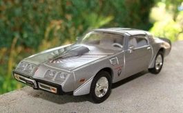 Pontiac Firebird TransAm 1979-1981 silber met. / Decor  1:43