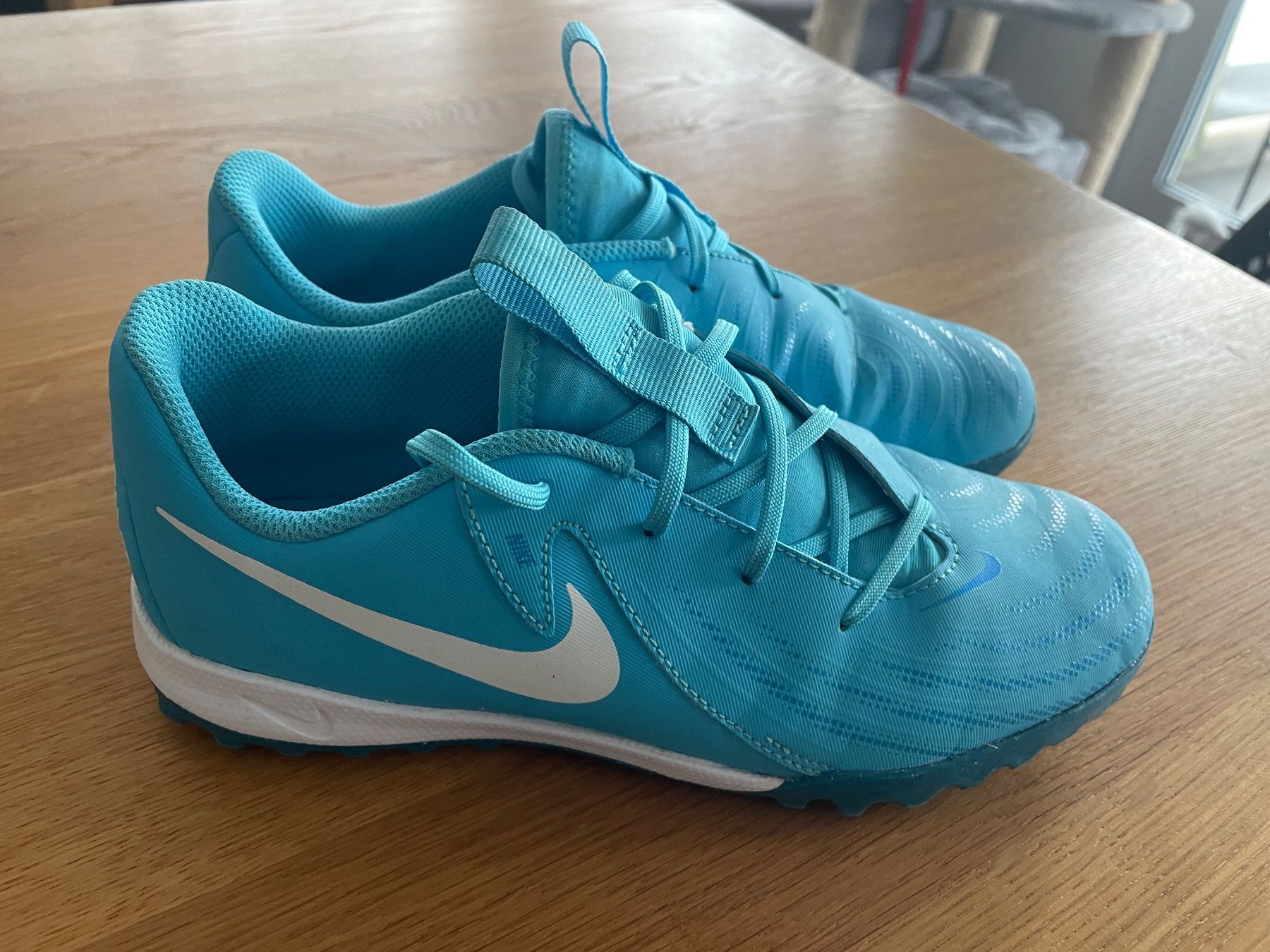 Nike Herrenschuhe: Tolle Fussballschuhe Nike – Gebraucht aus Ormalingen von Orchidee1011